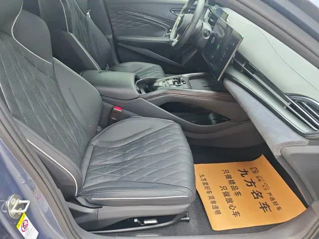 BYD Seal — Фото автомобиля 8