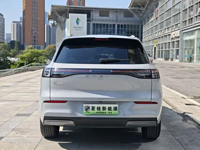 Geely Galaxy E5 — Фото автомобиля 6