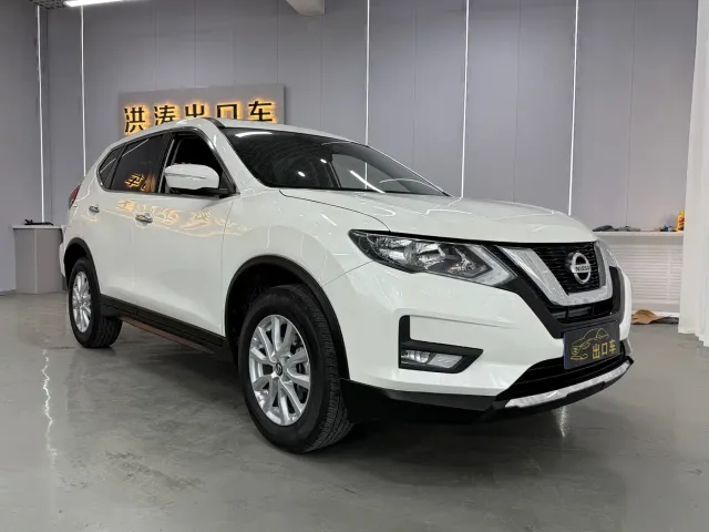 Nissan X-Trail — Фото автомобиля 2