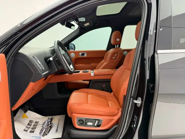 Li Auto Li Xiang L9 2022 Max — Фото автомобиля 17