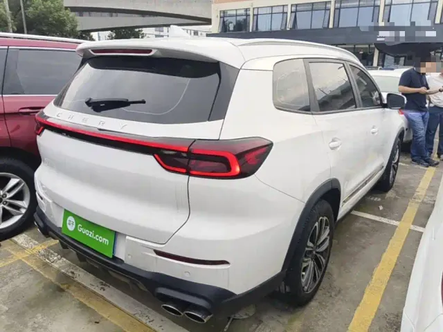Chery Tiggo 8 — Фото автомобиля 6