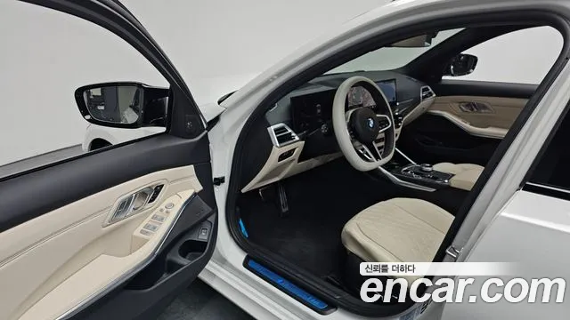 BMW 3-Series 3 серия (G20) M340i xDrive Touring Pro — Фото автомобиля 11