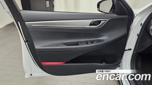 Hyundai Grandeur New — Фото автомобиля 13