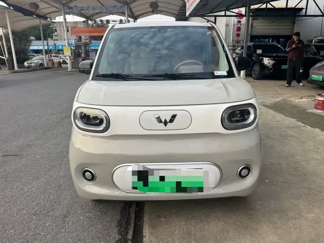 Wuling Hongguang Mini EV — Фото автомобиля 2