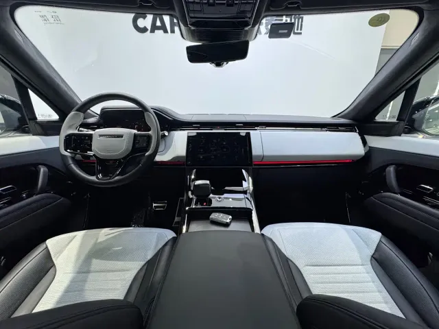 Land Rover Range Rover Sport — Фото автомобиля 21