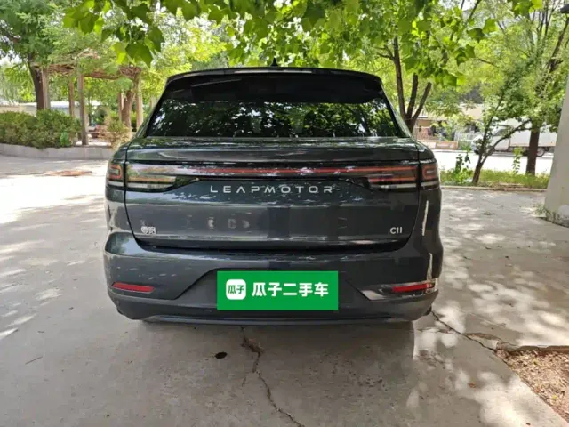 Leapmotor C11 — Фото автомобиля 5