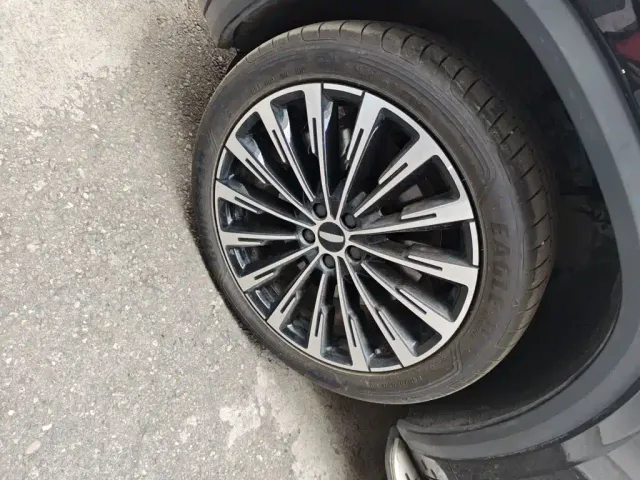 Geely Xingyue L — Фото автомобиля 24