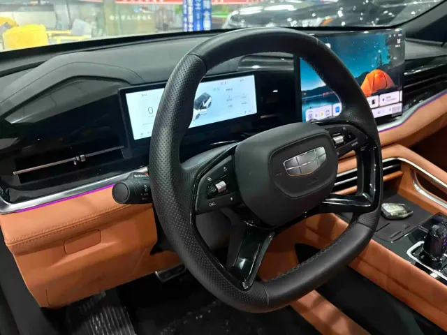 Geely Boyue — Фото автомобиля 9