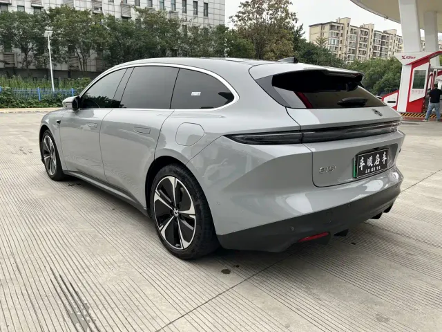 Nio ET5 Touring — Фото автомобиля 7