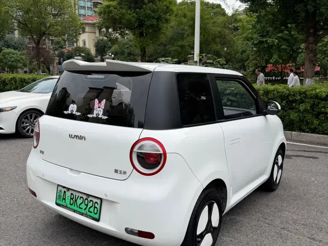 Changan Lumin — Фото автомобиля 4
