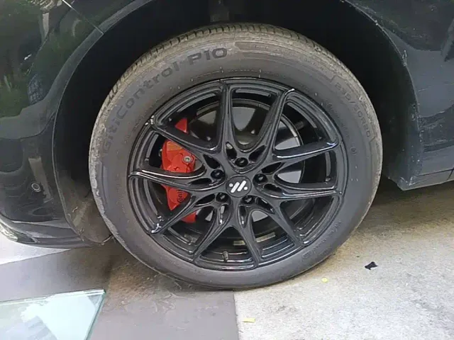 IM Motors LS6 — Фото автомобиля 22