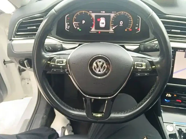 Volkswagen Lamando — Фото автомобиля 10