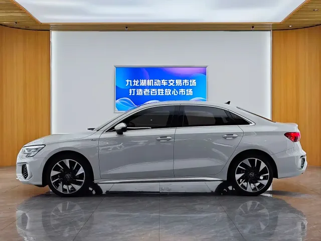 Audi A3 — Фото автомобиля 4