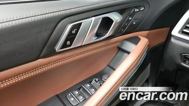 BMW X6 xDrive40i M Sport — Фото автомобиля 17