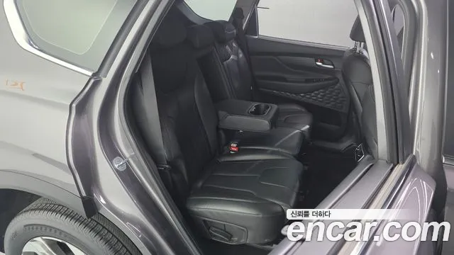 Hyundai Santafe Новый Santa Fe Дизель 2.2 4WD — Фото автомобиля 26