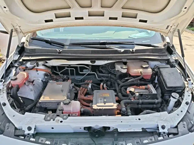 Buick Velite 6 — Фото автомобиля 19