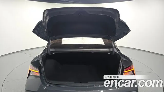 Hyundai Avante CN7 — Фото автомобиля 26