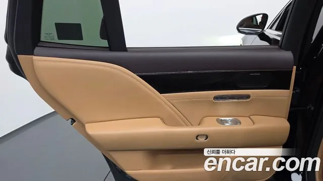 Genesis G90 Бензин 3.5 турбо AWD — Фото автомобиля 19