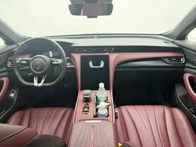 Hongqi H5 — Фото автомобиля 3