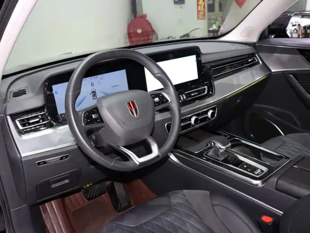 Hongqi HS5 — Фото автомобиля 10