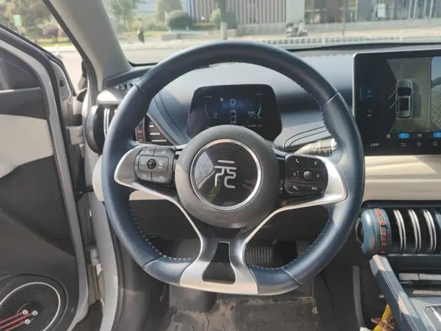BYD Yuan PLUS — Фото автомобиля 15