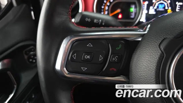 Jeep Wrangler Wrangler (JL) 2.0 Rubicon 2 двери — Фото автомобиля 30