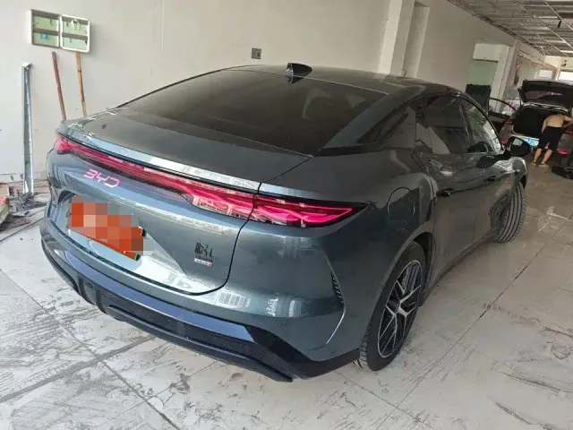 BYD Han L — Фото автомобиля 3