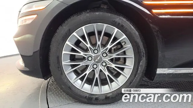 Genesis G80 Бензин 2.5 турбо 2WD — Фото автомобиля 4
