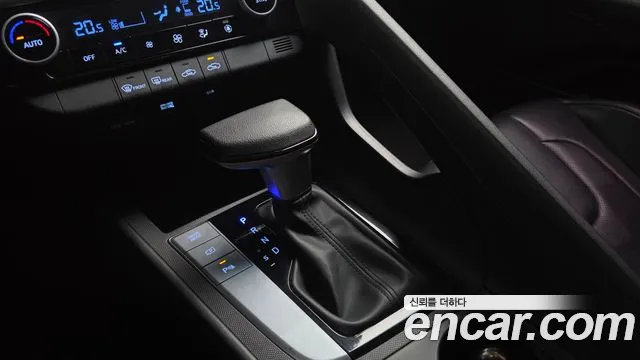 Hyundai Avante CN7 — Фото автомобиля 9