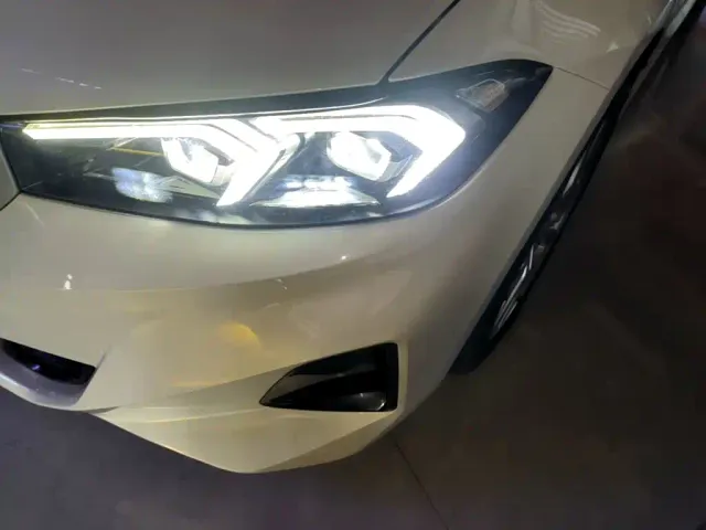 BMW i3 — Фото автомобиля 23