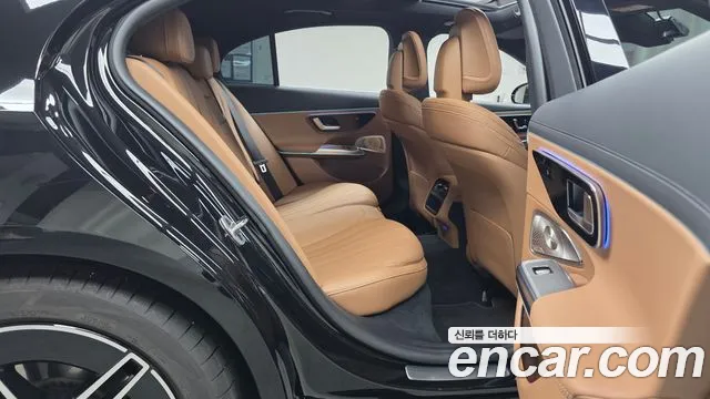 Mercedes-Benz E-Class E-класс W214 — Фото автомобиля 11