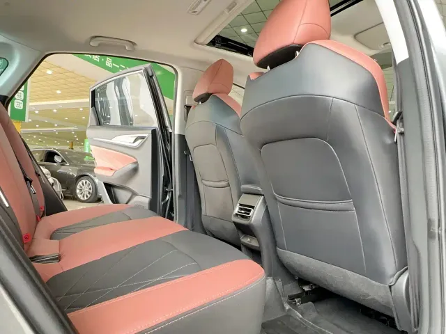 Changan Eado — Фото автомобиля 9