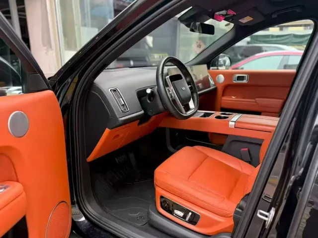 Li Auto L9 — Фото автомобиля 7
