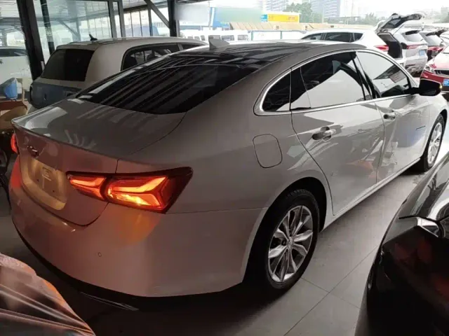 Chevrolet Malibu XL — Фото автомобиля 6