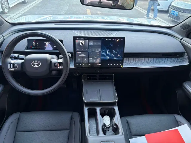 Toyota BoZhi 3X — Фото автомобиля 7