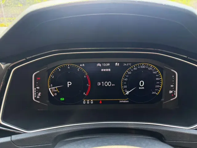 Mazda Axela — Фото автомобиля 21