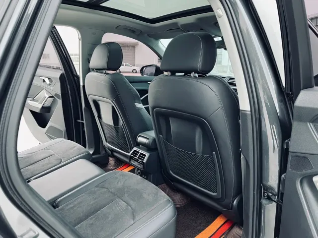Audi Q3 — Фото автомобиля 14