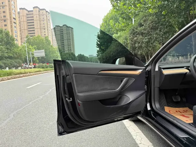 Tesla Model 3 2022 Model Rear-Wheel Drive Version — Фото автомобиля 6