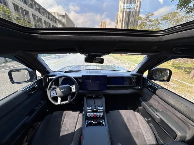 BYD FangChengBao Leopard 5 — Фото автомобиля 5