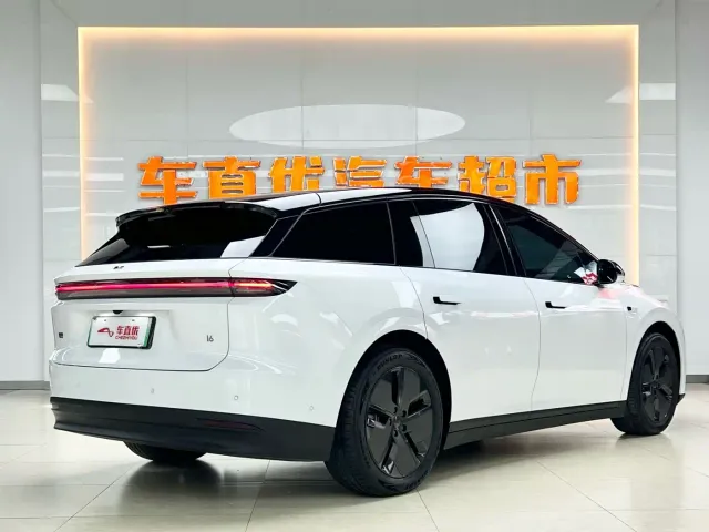 Li Auto i6 — Фото автомобиля 4