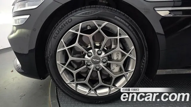 Genesis G80 RG3 — Фото автомобиля 5