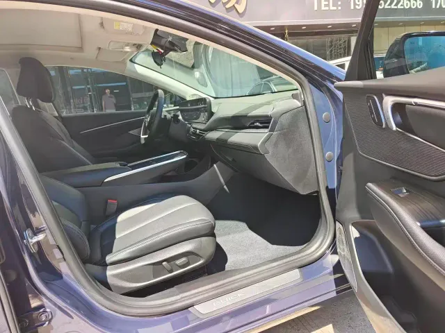 Buick LaCrosse — Фото автомобиля 11