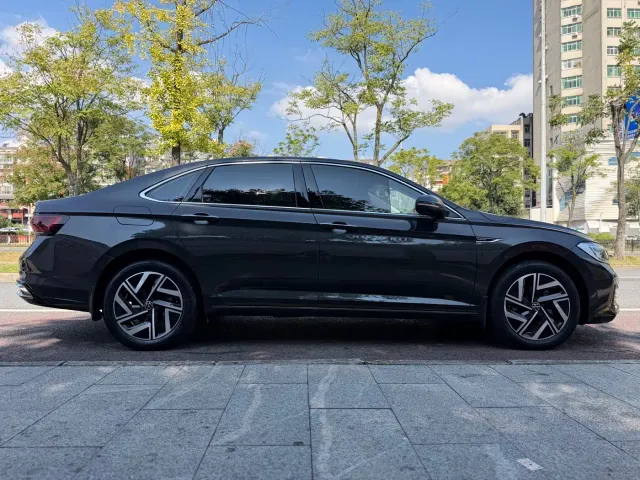Volkswagen Sagitar — Фото автомобиля 8