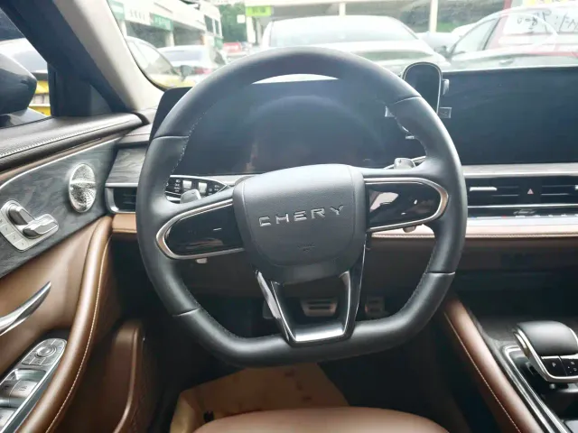 Chery Arrizo 8 — Фото автомобиля 7