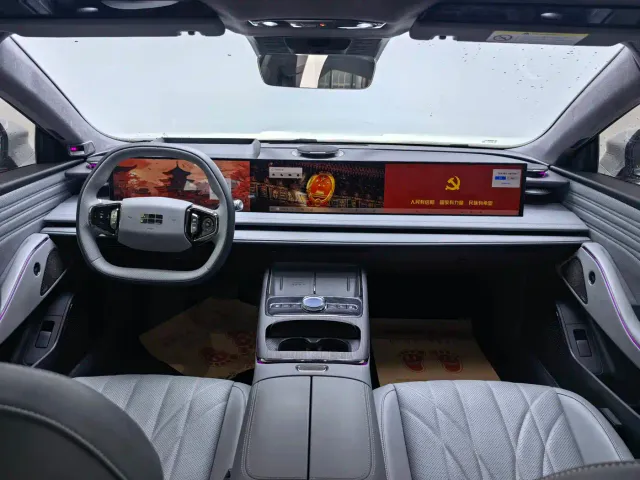 Geely Galaxy E8 — Фото автомобиля 22