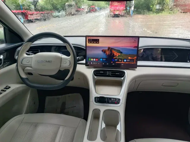 Geely Galaxy Starry Wish 2025 310km Dream Edition — Фото автомобиля 4