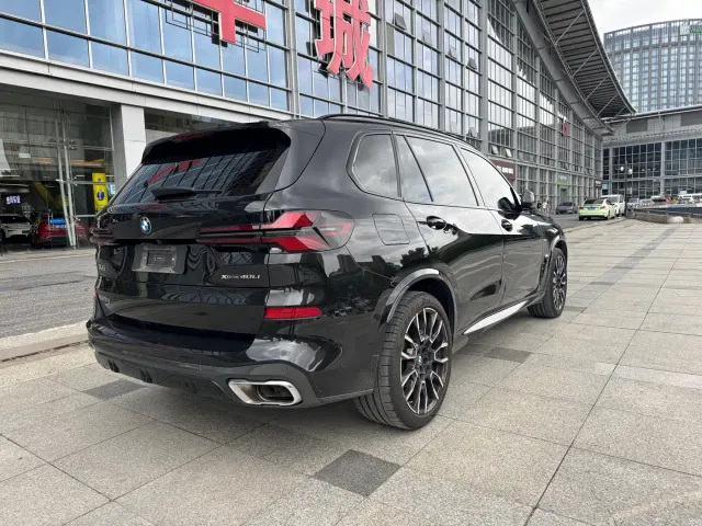 BMW X5 — Фото автомобиля 12