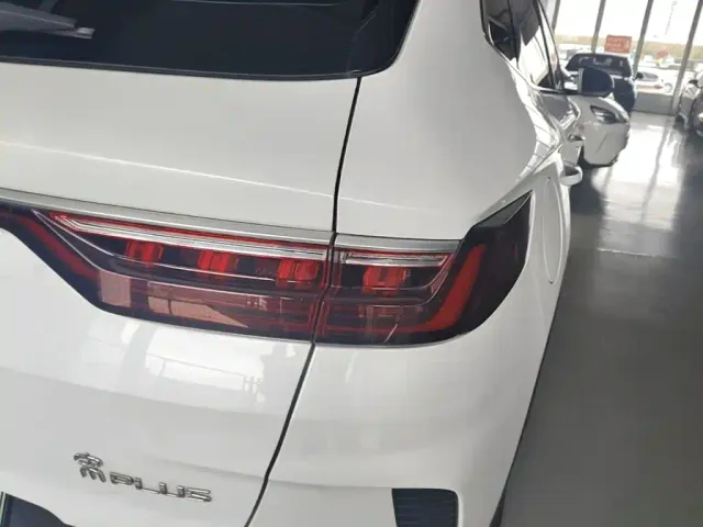 BYD Song PLUS — Фото автомобиля 7