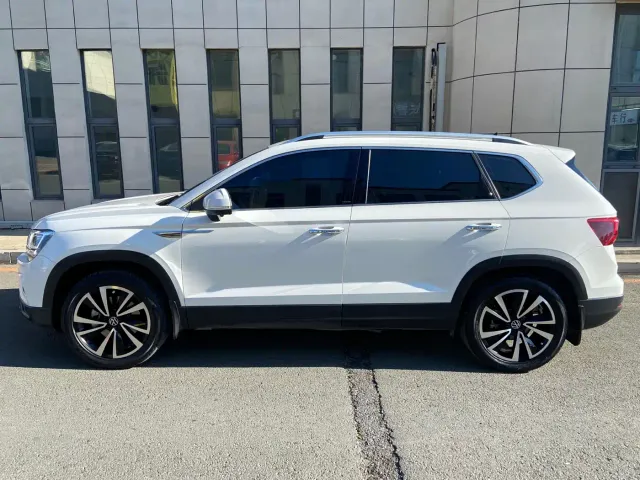 Volkswagen Tharu — Фото автомобиля 9