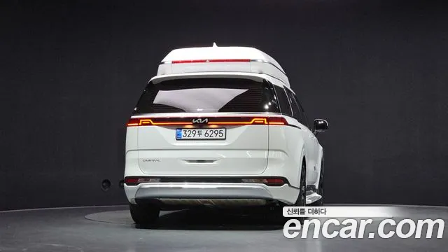 Kia Carnival 4th Gen — Фото автомобиля 4